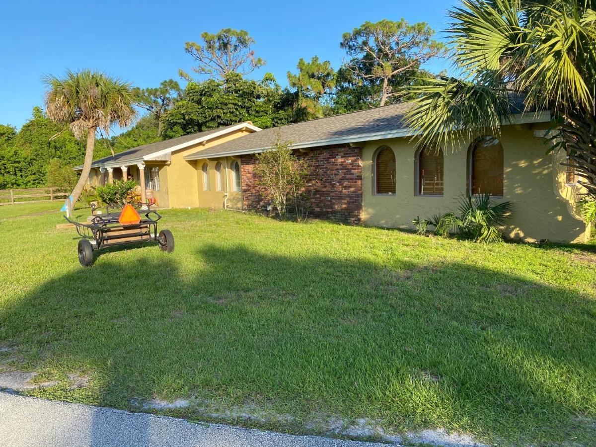 Готель Oyo Family Ranch At Melbourne Fl Екстер'єр фото