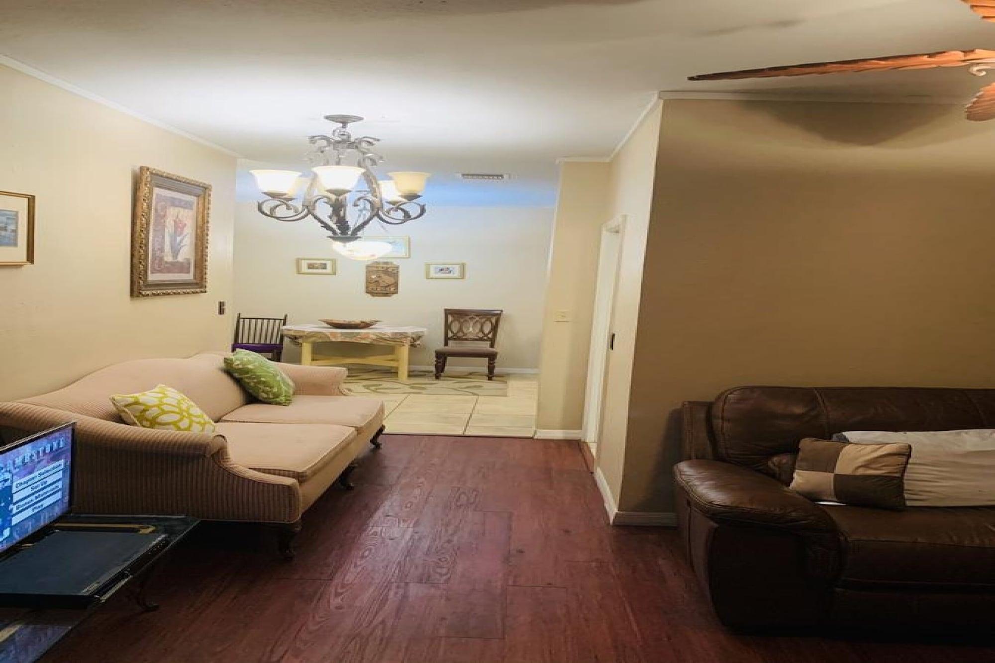 Готель Oyo Family Ranch At Melbourne Fl Екстер'єр фото